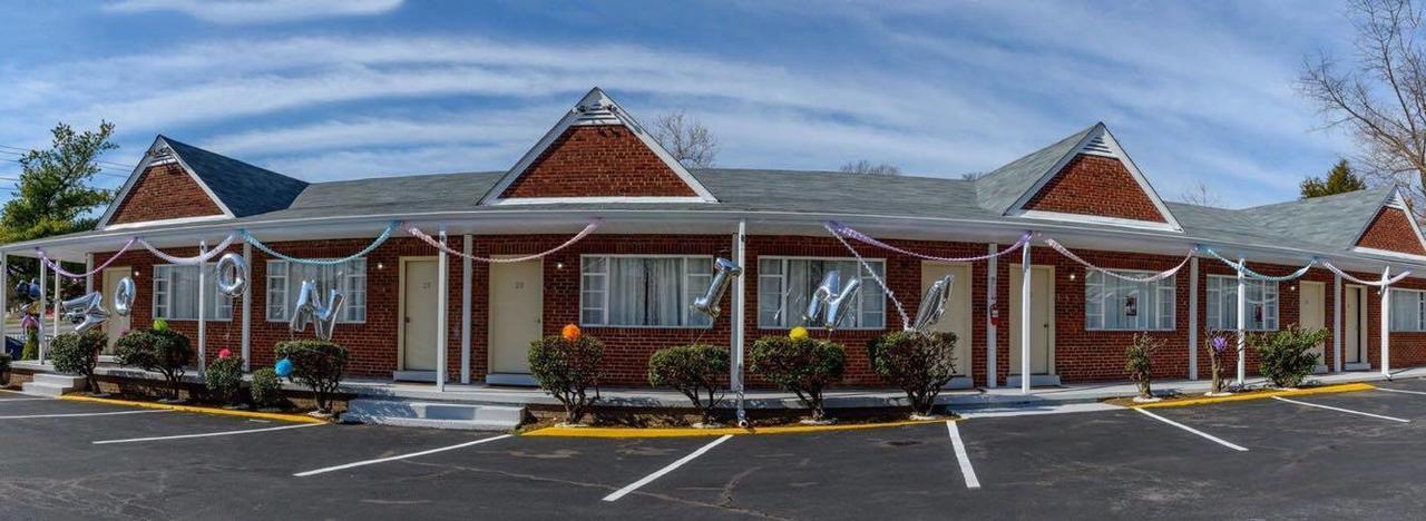 Moon Inn Hotel 亚历山德里亚 外观 照片